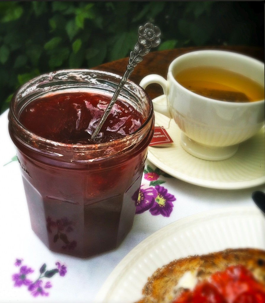 Homemade rabarber aardbeien jam Made by Ellen