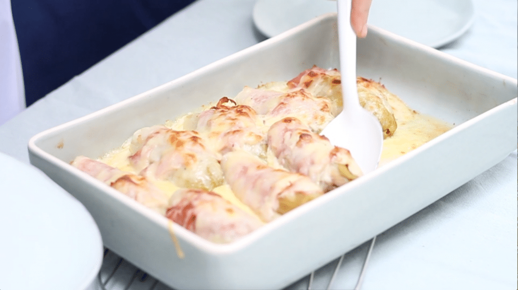 Wat leuk Voorspeller Bijwonen Witlof ham kaas uit de oven - video - Made by Ellen