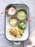 Vegetarische taco's met shiitakes, bloemkool en zwarte bonen, made by ellen